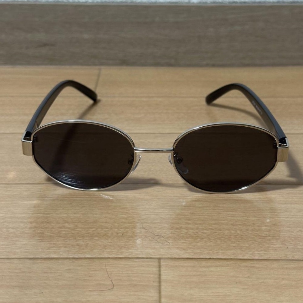 Stylish Black and Silver Sunglasses